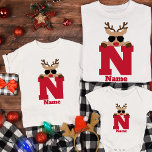 Camiseta Monograma de Navidades personalizados con nombre G<br><div class="desc">Presentamos nuestro Monograma de Navidades Personalizados con el nombre Guay Pajama White T-Shirt - la combinación perfecta de estilo festivo y encanto personalizado para las celebraciones familiares! Eleva tu espíritu vacacional con estos camisetas únicos, diseñados para darle un toque fresco y personalizado a tu ropa de Navidad. Con un elegante...</div>