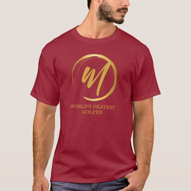 Camiseta Monograma divertido del Okayest Golfer del mundo (Anverso)