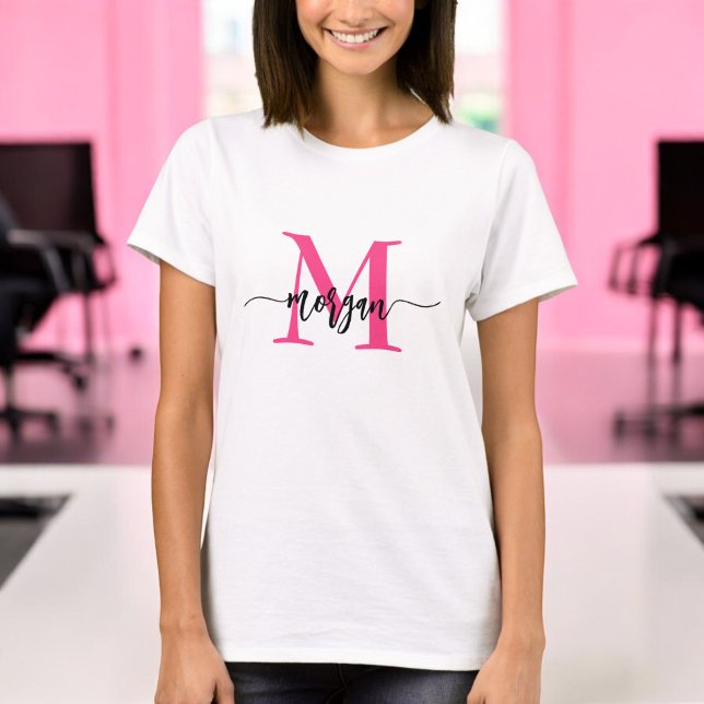 Camiseta Monograma estilizado moderno rosa caliente (Subido por el creador)