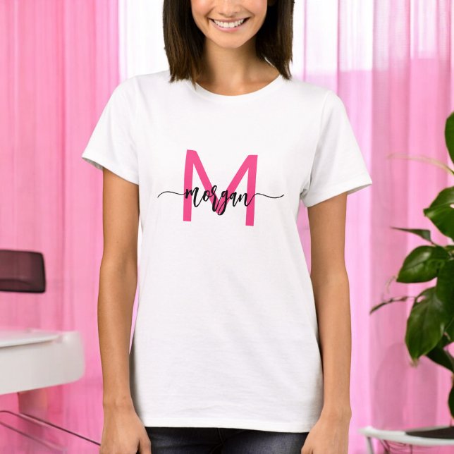 Camiseta Monograma estilizado moderno rosa caliente (Subido por el creador)
