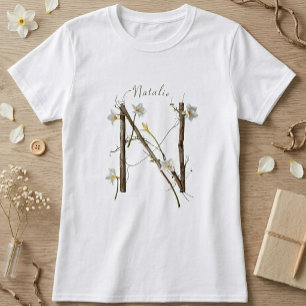 Camiseta Monograma Minimalista N: Flores y Enredaderas Deli