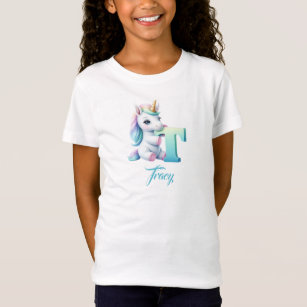 Camiseta Monograma T de letra azul pastel y unicornio verde