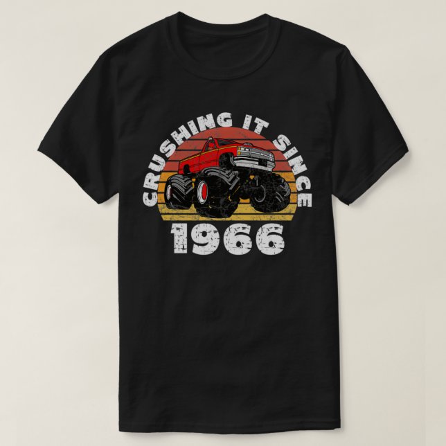 Camiseta Monster Truck Chocante Desde El Nacimiento De 1966 (Diseño del anverso)