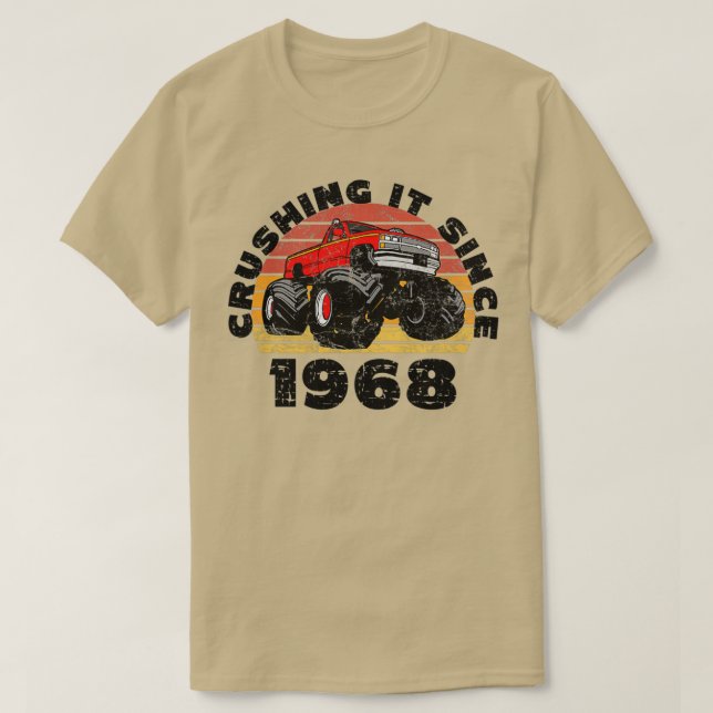 Camiseta Monster Truck Chocante Desde El Nacimiento De 1968 (Diseño del anverso)