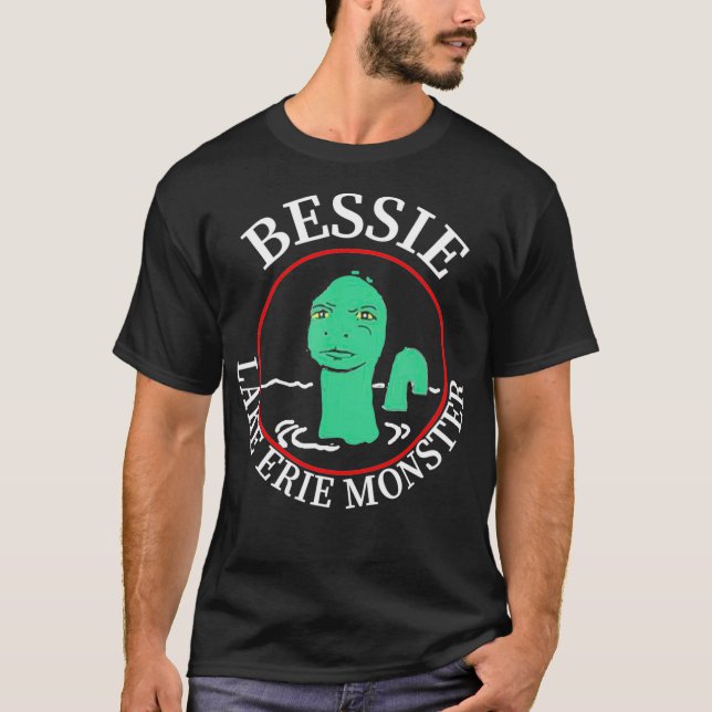 Camiseta monstruo de bessie lake  (Anverso)