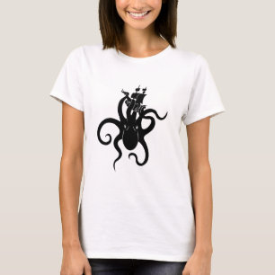 Camiseta Monstruo marino azul y kraken negro con barco