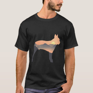 Camiseta Montaña solar de la silueta del perro del últero d