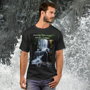 Camiseta Montañas de Carolina del Norte persiguiendo cascad