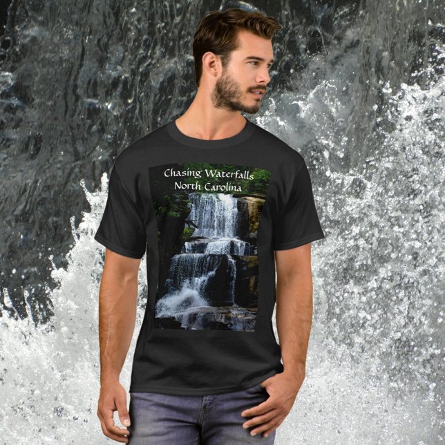 Camiseta Montañas de Carolina del Norte persiguiendo cascad (Subido por el creador)