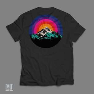 Camiseta Montañas del Atardecer Retro