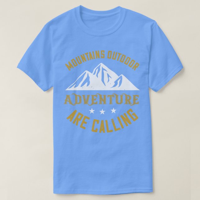 Camiseta Montañas Las Aventuras Al Aire Libre Llaman (Diseño del anverso)