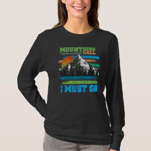 Camiseta Montañas llaman a los amantes de la naturaleza aca