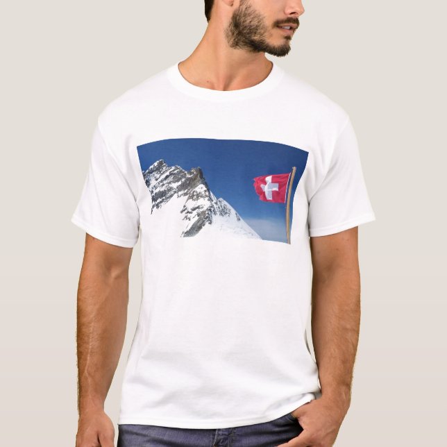 CAMISETA MONTAÑAS SUIZAS (Anverso)