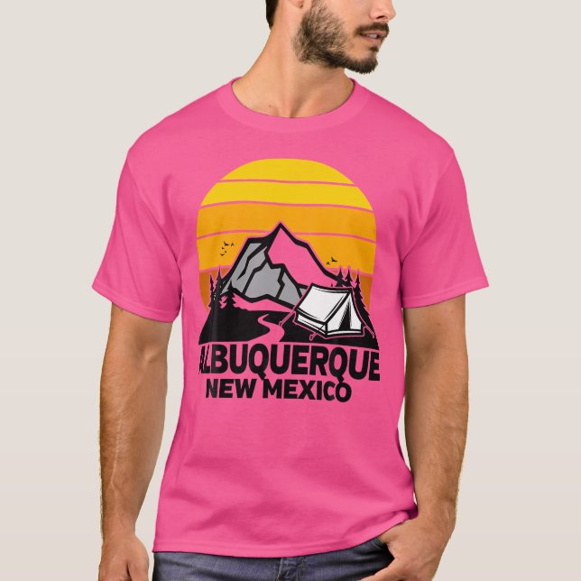 Camiseta Monte retro de la salida del sol en el camping de  (Anverso)