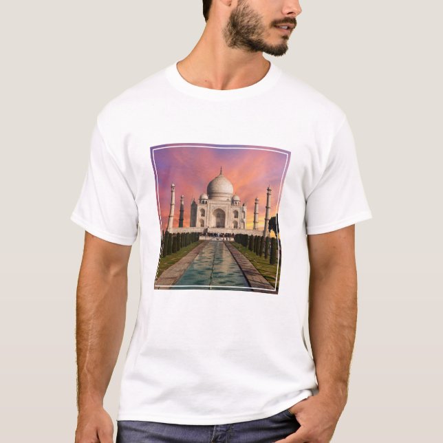 Camiseta Monumentos | Vista colorida del Taj Mahal (Anverso)