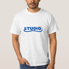 Camiseta Moon Studio Logo Typography Art