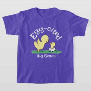 Camiseta Morada Hermana Mayor Emocionada con Herma
