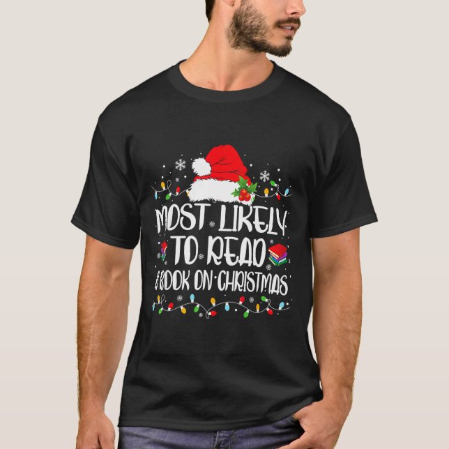 Camiseta Most Likely To Read A Book On Christmas Family Mat (Anverso)