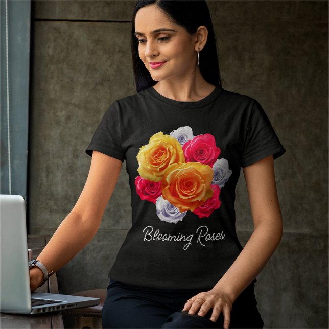 Camiseta Motif T-Shirt, Rosas en flor (Subido por el creador)