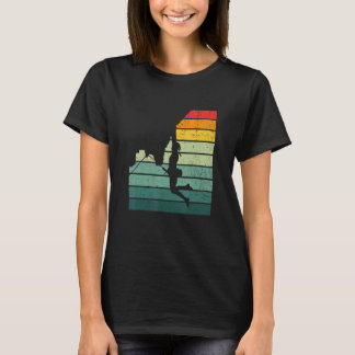 Camiseta Mou de escalada gráfica retro con pepino rocoso