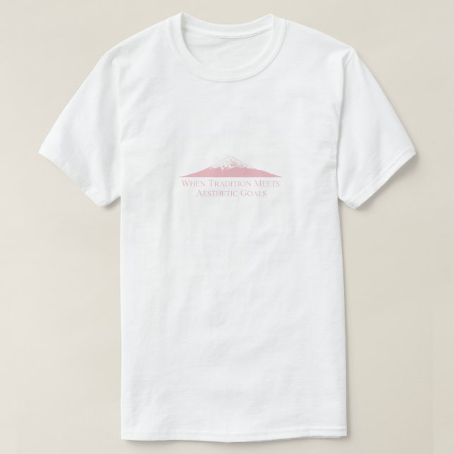 Camiseta Mount Fuji Minimalist T-Shirt – Pastel Pink (Diseño del anverso)
