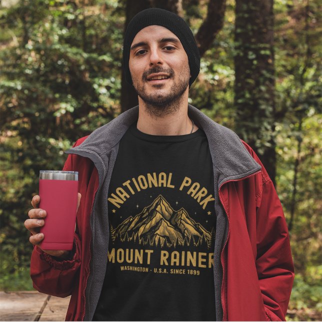 Camiseta Mount Rainer National Park Forest Landscape (Subido por el creador)