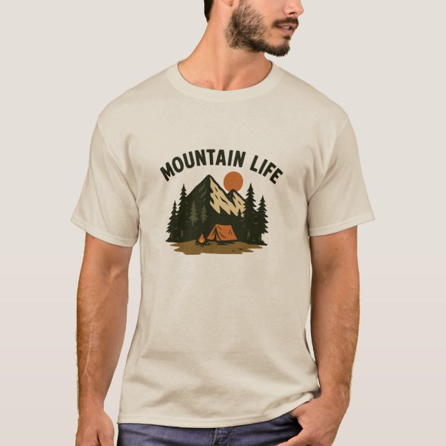 Camiseta Mountain Life | Simple Outdoors Camping Design (Anverso)