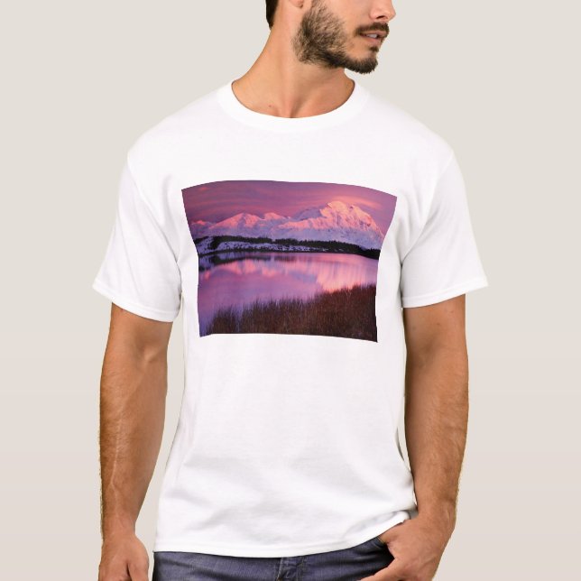 Camiseta Mt. Denali al atardecer desde Reflection Pond (Anverso)