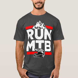 Camiseta MTB en bicicleta de montaña