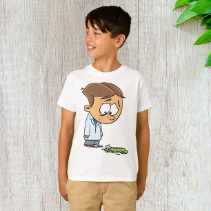 Camiseta Muchacho triste científico con experimento roto