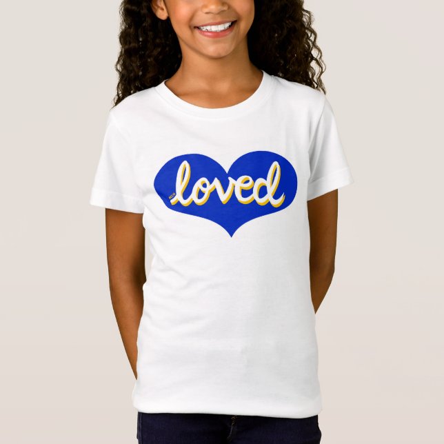 Camiseta MUCHO AMADO - corazón de amor azul- (Anverso)