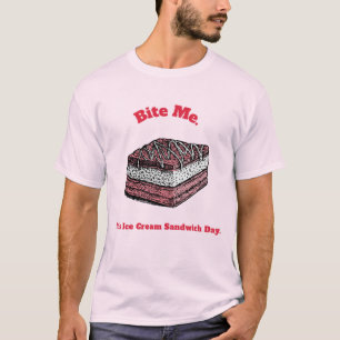 Camiseta Muérdeme. Es el Día del Sándwich de Helado. - Hela