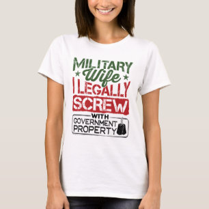 Camiseta Muerte de esposa militar con propiedad del gobiern