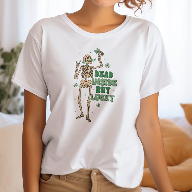 Camiseta Muerto dentro pero afortunado San Patricio (Subido por el creador)
