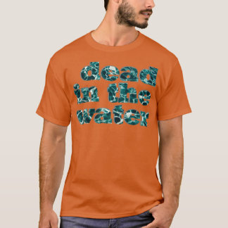 Camiseta muerto en el agua