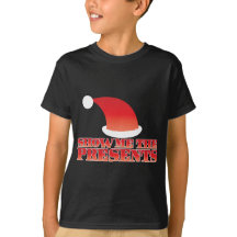 ¡Muéstreme los PRESENTES! con el pequeño gorra