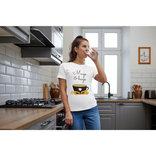 Camiseta Mugs & Abrazos de gatos (Subido por el creador)