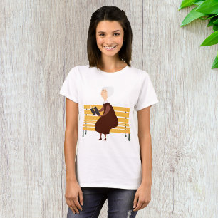 Camiseta Mujer anciana leyendo la Biblia