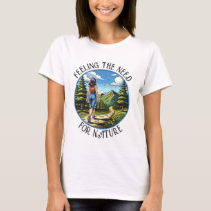 Camiseta Mujer caminando por una senda natural