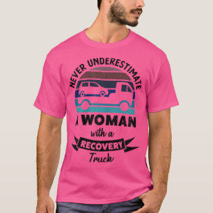 Camiseta Mujer con un camión de recuperación regalos divert