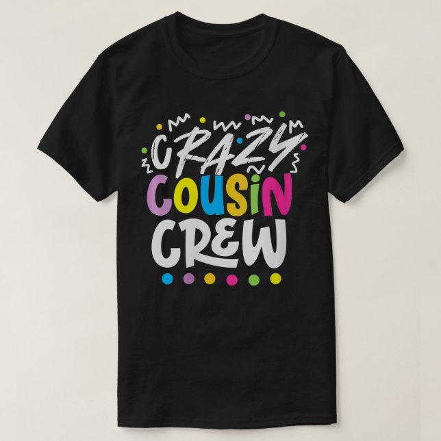 Camiseta Mujer Crazy Cousin Crew VNeck (Diseño del anverso)