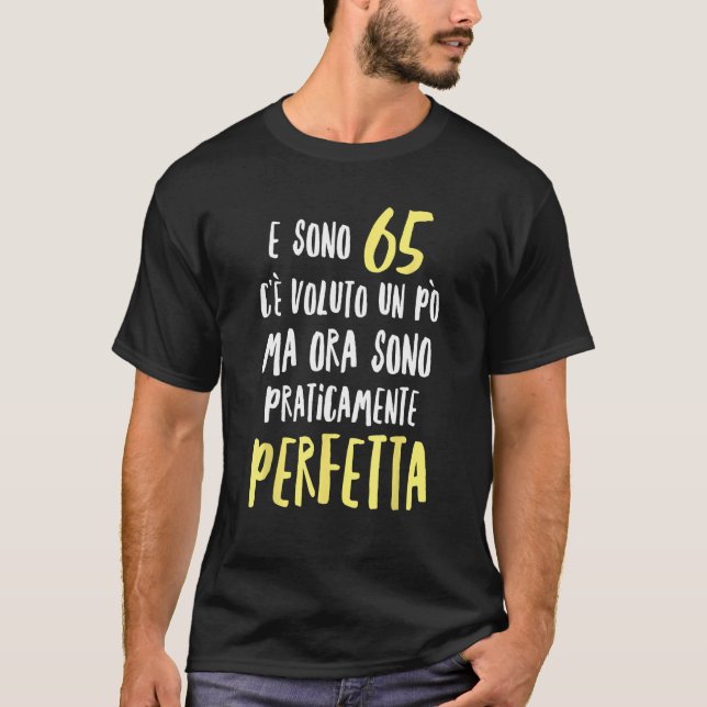 Camiseta Mujer de 65 años de edad Textos Mujeres (Anverso)
