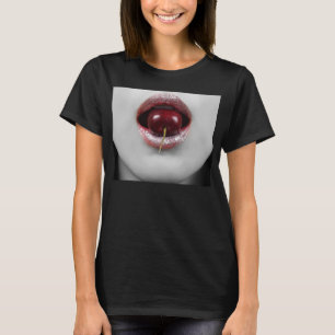 Camiseta Mujer de moda con labios de cerezo