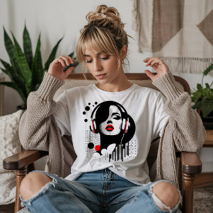 Camiseta Mujer Estilizada con Auriculares