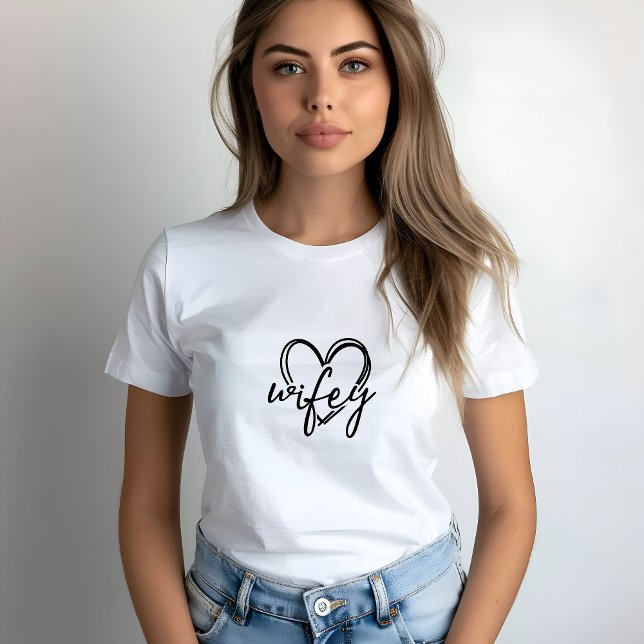 Camiseta Mujer Impresa De Trendy Blanca En El Corazón (White Trendy Wifey In Heart Print Woman T-Shirt)