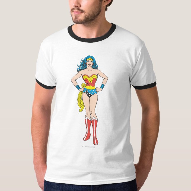 Camiseta Mujer Maravilla manos en cadera (Anverso)