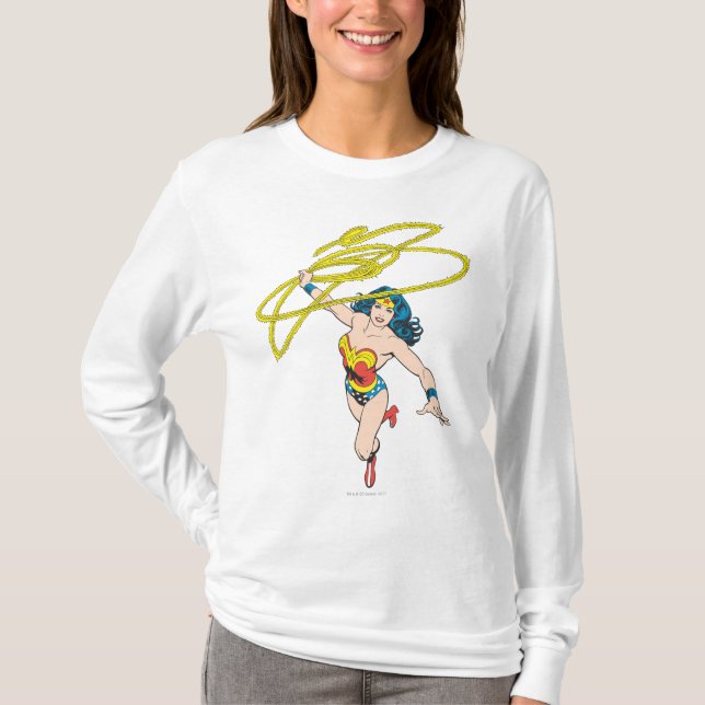 Camiseta Mujer Maravilla sostiene Lasso 2 (Anverso)