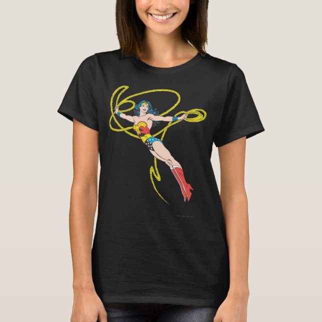 Camiseta Mujer Maravilla sostiene Lasso 4 (Anverso)