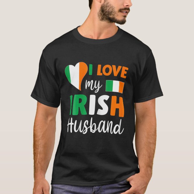 Camiseta Mujeres a las que amo a mi marido irlandés bandera (Anverso)