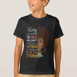 Camiseta Mujeres africanas dan un regalo a Melanin Historia